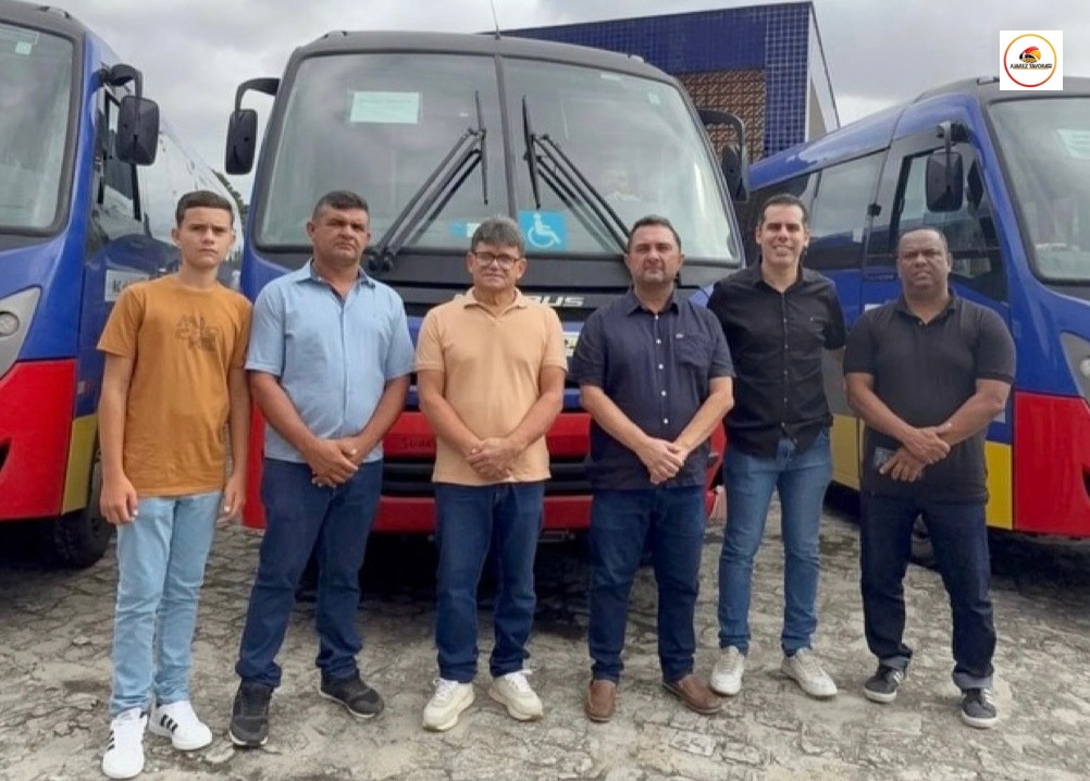 Prefeito garante micro-ônibus para a saúde do município